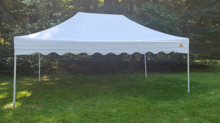 Canopy 10x15 Easy Up (set up included)